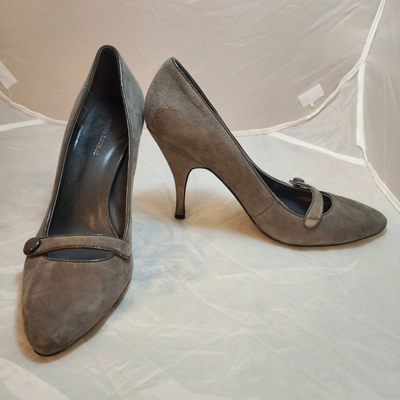 Banana Republic Suede Grey High Heel Pumps Women's 8.5 Career Office Work EUC - Picture 1 of 10